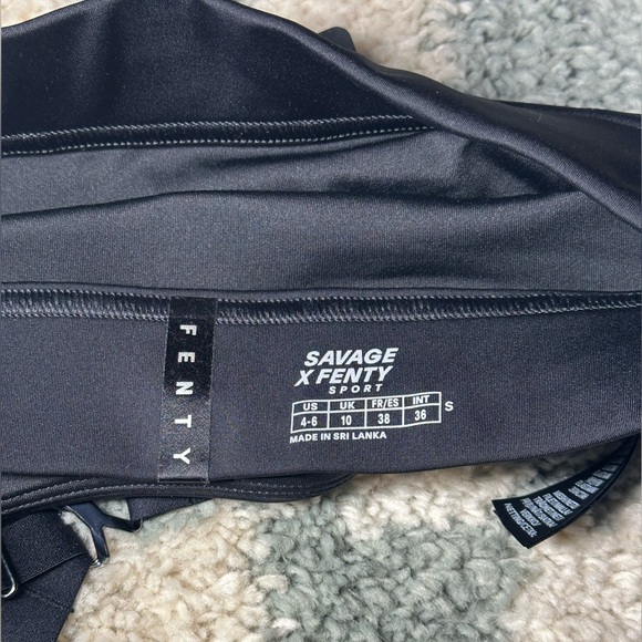 SAVAGE X FENTY | BAND-IT LOW-IMPACT SPORTS BRA - Picture 4 of 4